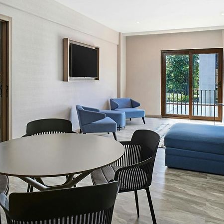 Готель Courtyard By Marriott San Jose Escazu Екстер'єр фото