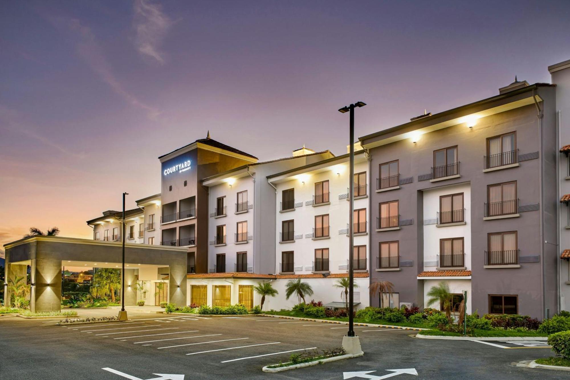 Готель Courtyard By Marriott San Jose Escazu Екстер'єр фото