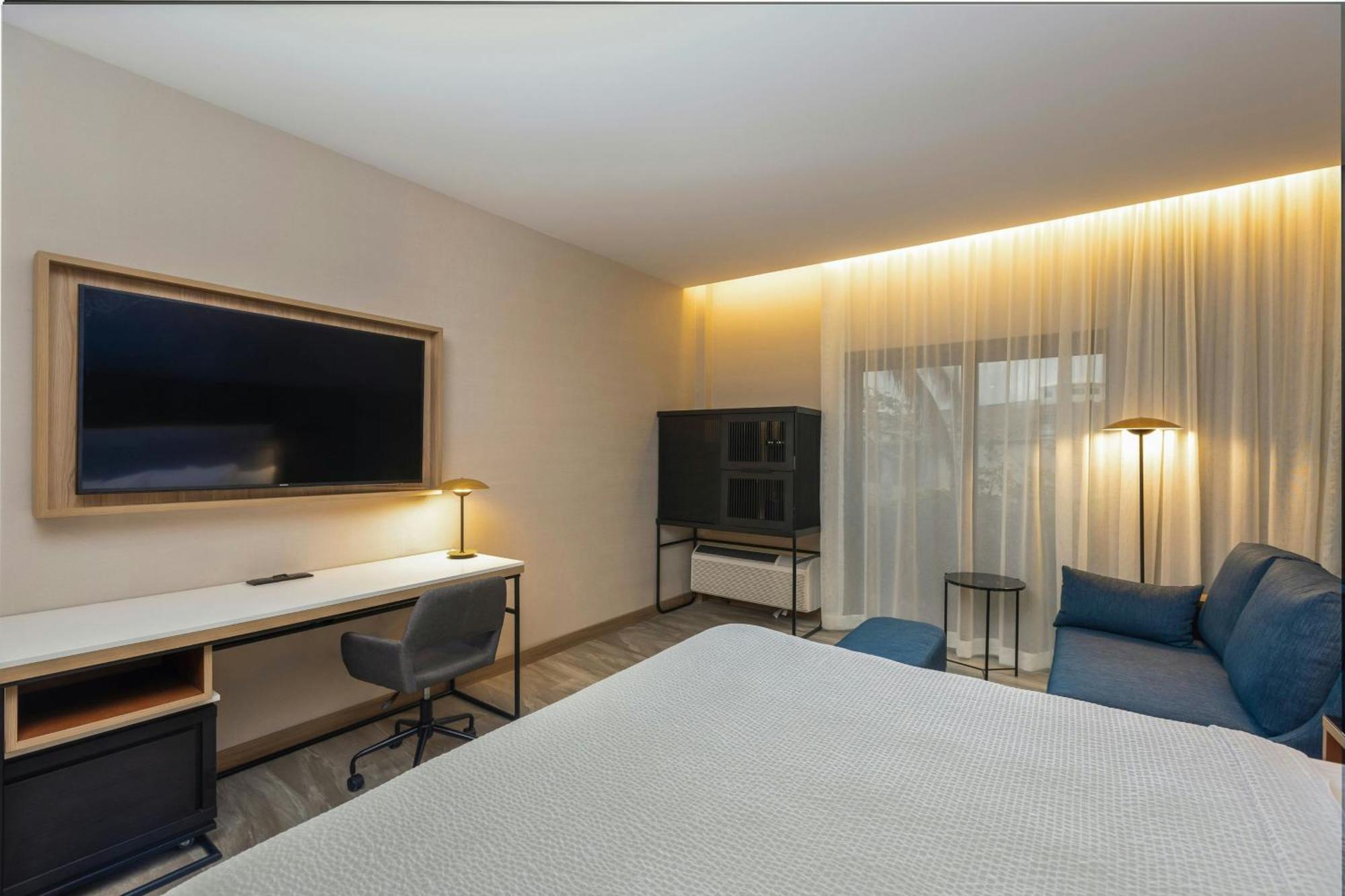 Готель Courtyard By Marriott San Jose Escazu Екстер'єр фото